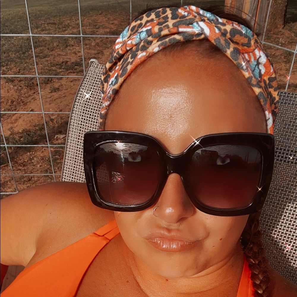 Meet your Posher, Amber